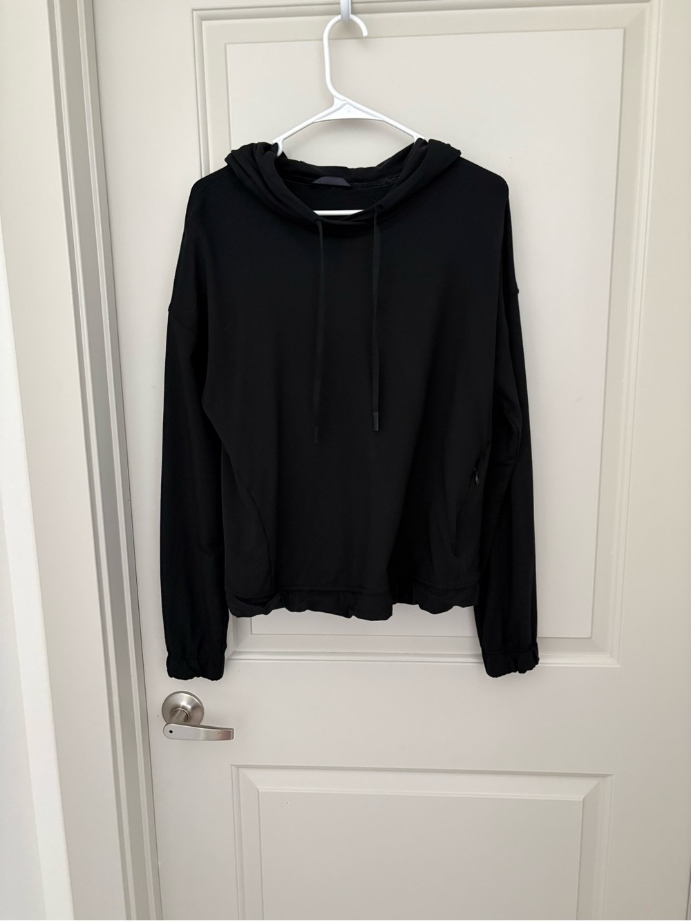 lululemon athletica Black Crewneck Hooded Sweater size 8